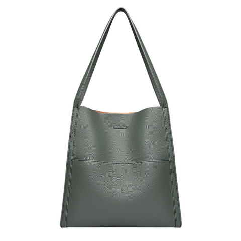 Chic and Classic Shoulder Bag