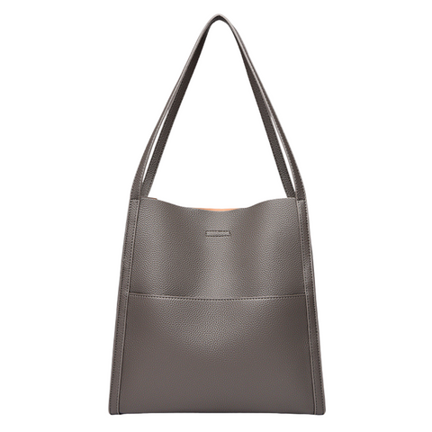 Chic and Classic Shoulder Bag
