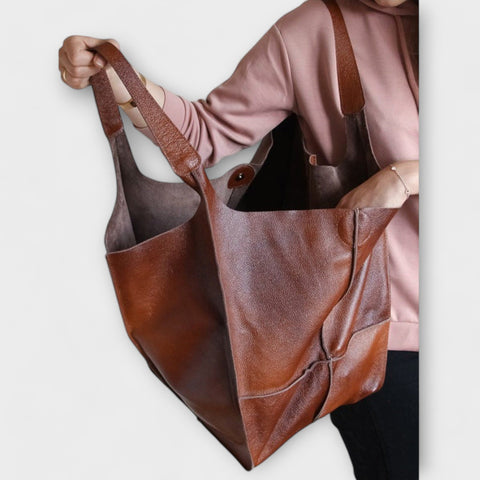Arwen - Chic Weekend Travel Bag