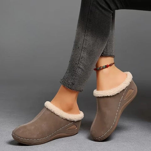 Nova | Slip-On Sandals with Fur Lining