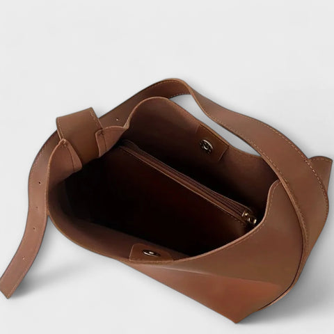 Hélène – Chic Leather Crossbody Bag