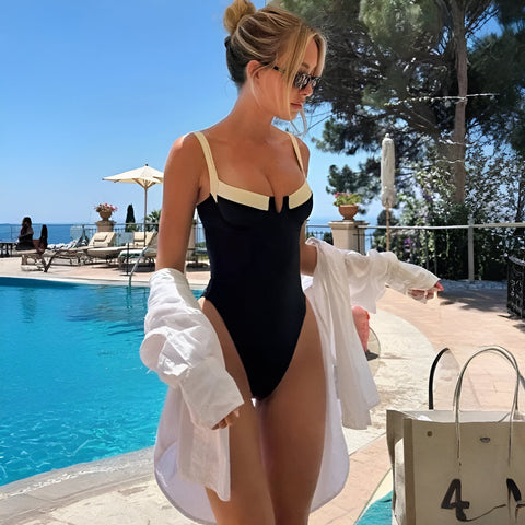 Nives – Tailored Swimwear